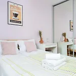 Pink Blush Haven Appartement