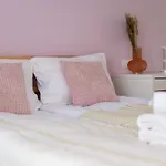 Pink Blush Haven Appartement